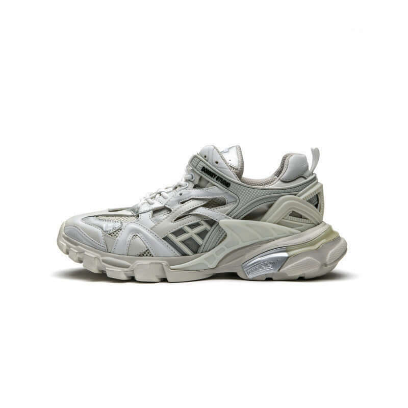 Thick-soled White Men's Ins Tide New Sports Men's Shoes in sleek design and stylish color combination.